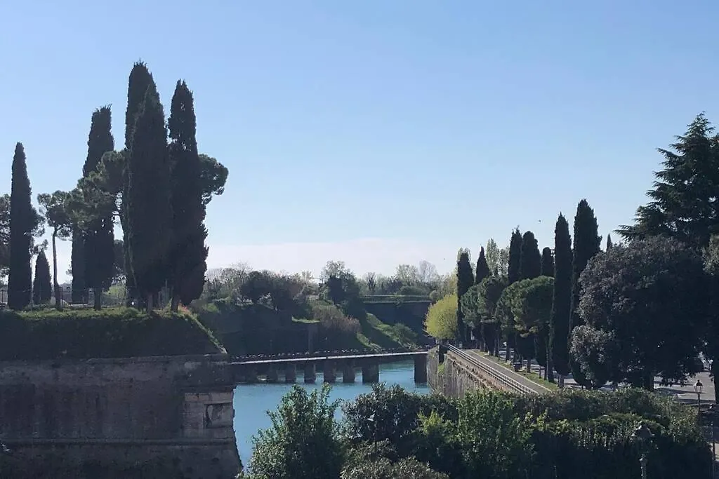 Appartement *Central Lakeside Apt*Swimming Pool & Free Parking Peschiera del Garda